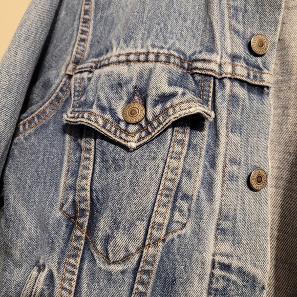 Vintage Levi's 80's Trucker Jacket - Picture 6 of 16